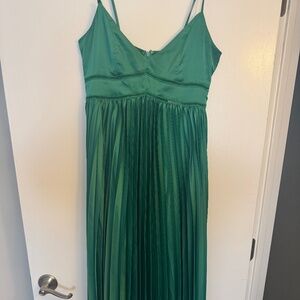 Saks fifth avenue pleated dress